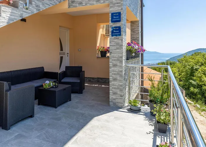Διαμέρισμα 3 Bedroom Awesome In