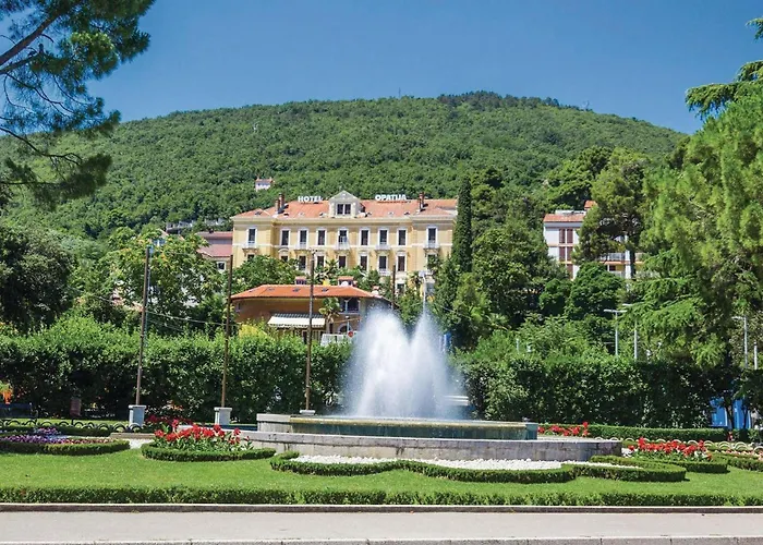 Διαμέρισμα 3 Bedroom Awesome In Veprinac