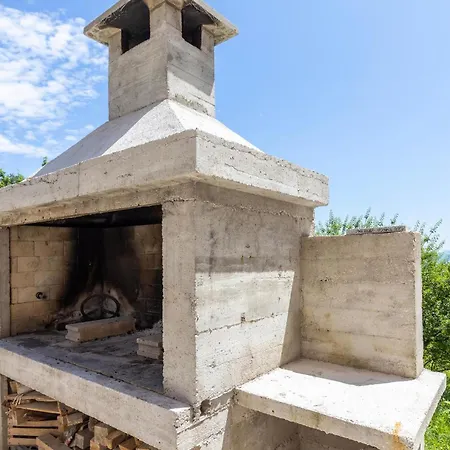 3 Bedroom Awesome In Apartment Veprinac