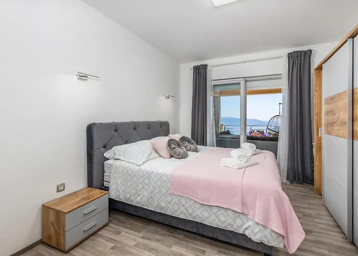 3 Bedroom Awesome In Apartmán